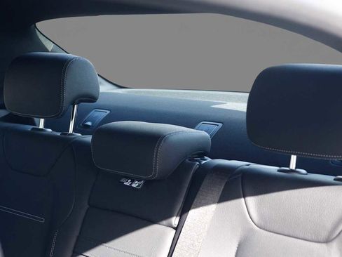 Certified 2022 Mercedes-Benz A 220 4MATIC image 17