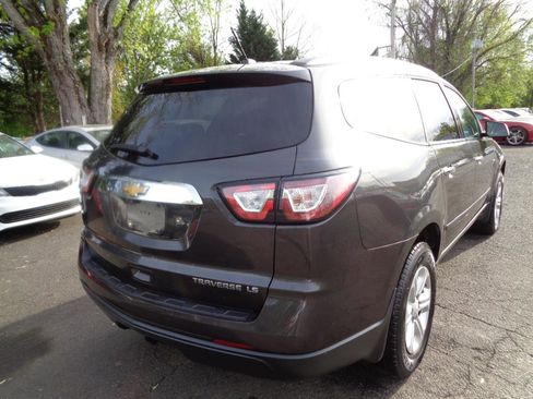 Used 2015 Chevrolet Traverse LS FWD image 5
