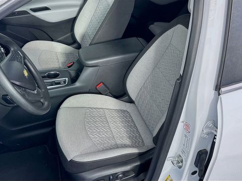 Used 2023 Chevrolet Equinox LT FWD image 18
