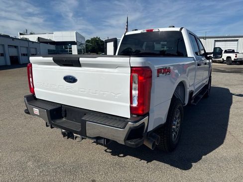 Used 2024 Ford F250 XLT w/ FX4 Off-Road Package AWD/4WD image 4