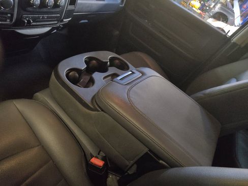 Used 2019 RAM 1500 Tradesman w/ Chrome Appearance Group AWD/4WD image 26