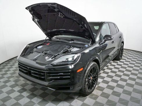 New 2026 Porsche Cayenne AWD/4WD image 35