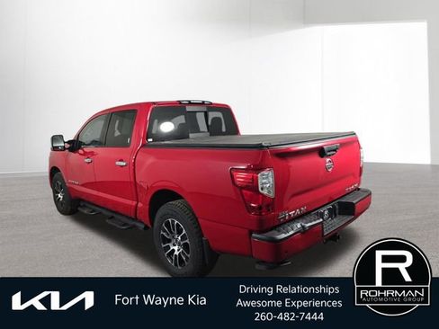 Used 2021 Nissan Titan SV w/ SV Convenience Package AWD/4WD image 10