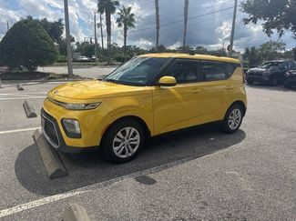 Used 2020 Kia Soul LX image 1