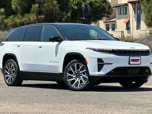 New 2025 Jeep Wagoneer S Limited image 1