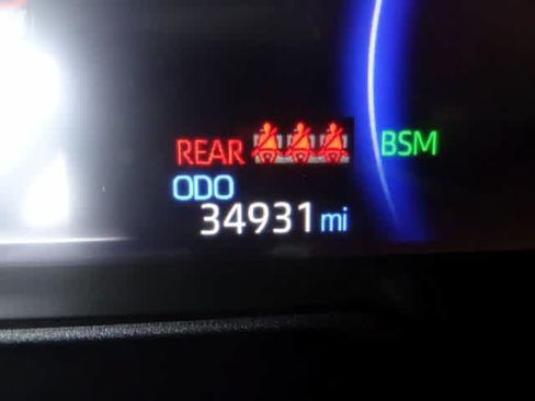 Certified 2024 Toyota RAV4 LE AWD/4WD image 17