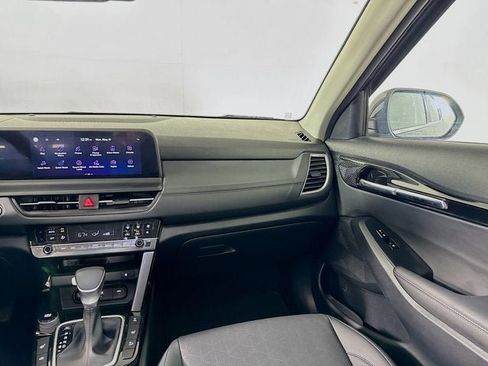 Used 2024 Kia Seltos EX AWD/4WD image 24