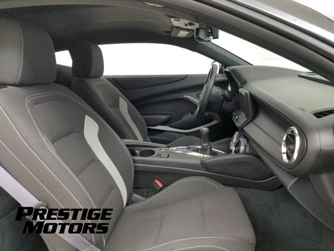 Used 2016 Chevrolet Camaro LT RWD image 35