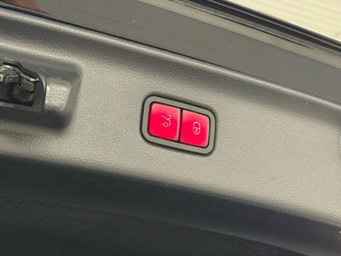 Used 2022 Mercedes-Benz S 580 4MATIC Sedan image 50