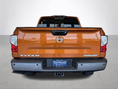 Used 2019 Nissan Titan PRO-4X w/ Pro-4x Convenience Package AWD/4WD image 8