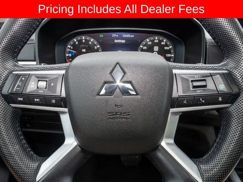 Used 2023 Mitsubishi Outlander SEL FWD image 22
