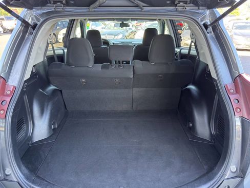 Used 2013 Toyota RAV4 XLE AWD/4WD image 22