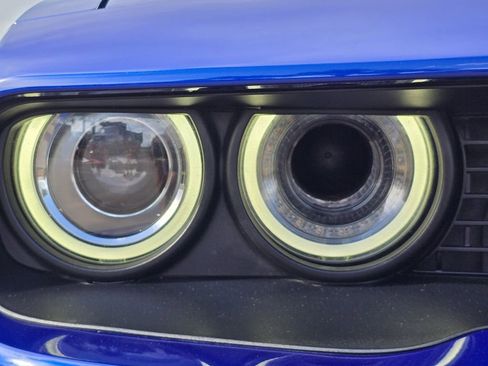 Used 2022 Dodge Challenger SRT Hellcat w/ Plus Package RWD image 10