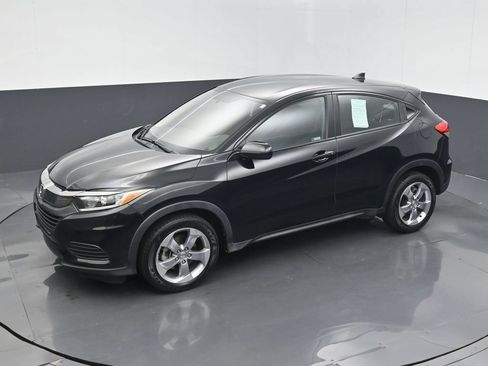 Certified 2022 Honda HR-V LX image 9