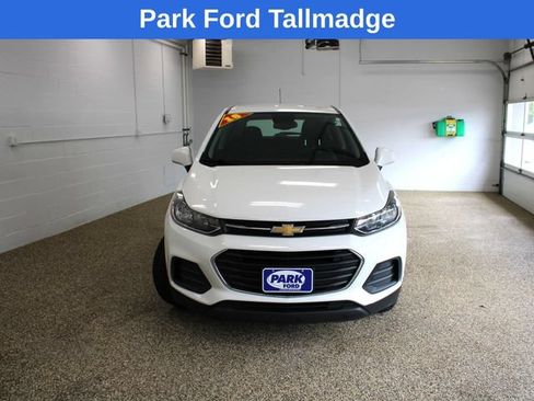 Used 2018 Chevrolet Trax LS AWD/4WD image 9