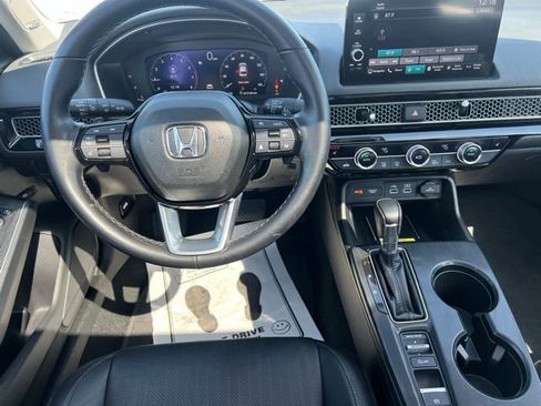 Used 2023 Honda Civic Touring image 15