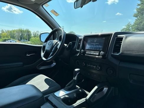 Certified 2024 Nissan Frontier SV w/ Technology Package AWD/4WD image 23