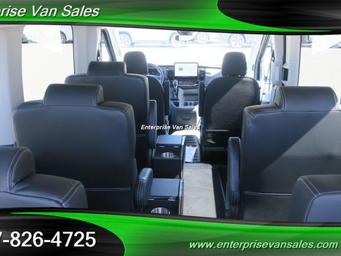 Used 2023 Ford Transit 350 XLT image 16