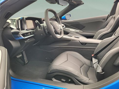 New 2026 Chevrolet Corvette Stingray Convertible w/ 1LT image 18