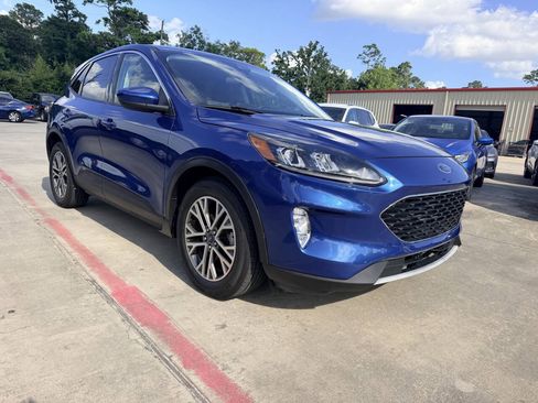 Used 2022 Ford Escape SEL FWD image 4