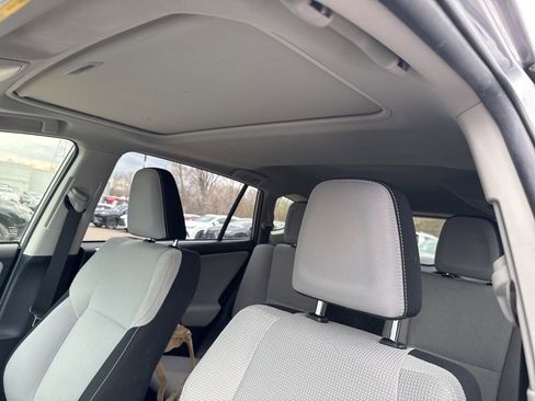 Used 2018 Toyota RAV4 XLE w/ Convenience Package image 14