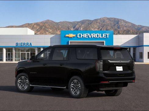 New 2026 Chevrolet Suburban Z71 AWD/4WD image 3