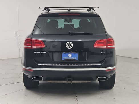 Used 2015 Volkswagen Touareg TDI AWD/4WD image 5