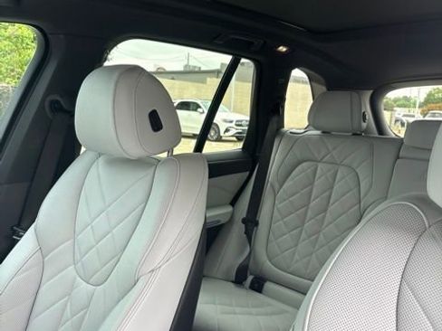 Used 2025 BMW X5 sDrive40i w/ Premium Package RWD image 6