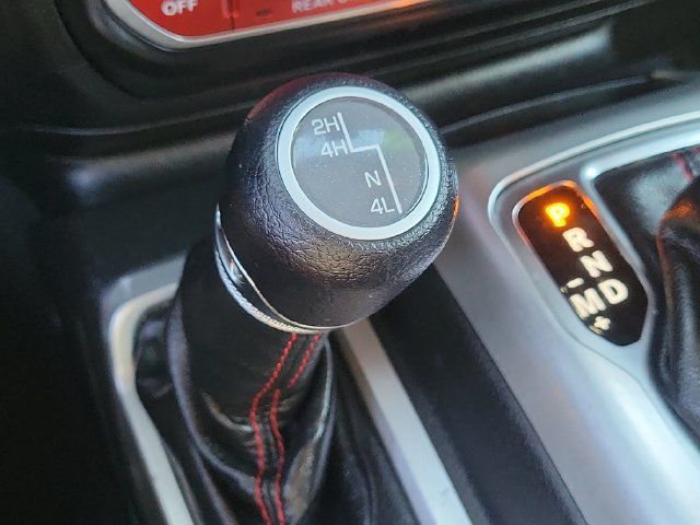 Used 2022 Jeep Wrangler Unlimited Rubicon AWD/4WD image 17