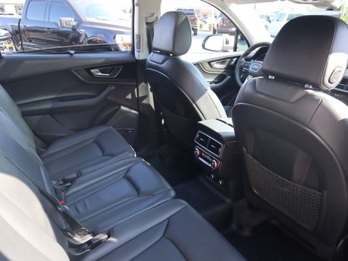 Used 2019 Audi Q7 3.0T Premium Plus w/ Premium Plus Package image 36