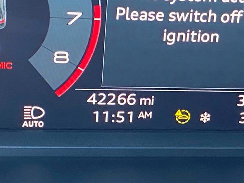 Used 2023 Audi Q3 2.0T Premium w/ Convenience Package image 15