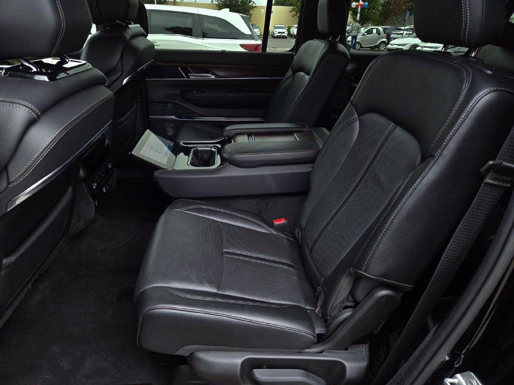 Used 2024 Jeep Grand Wagoneer L 4WD image 15