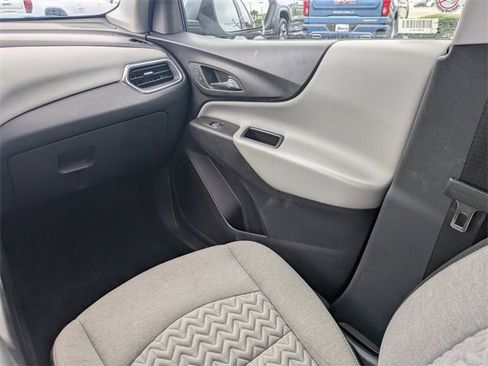 Used 2024 Chevrolet Equinox LT image 19