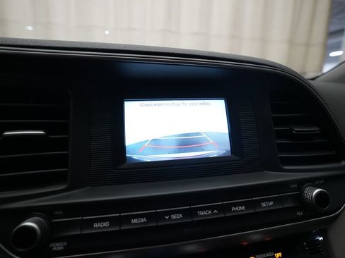 Used 2020 Hyundai Elantra SE w/ Cargo Package (C1) FWD image 19