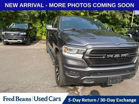 Used 2023 RAM 1500 Laramie AWD/4WD image 3