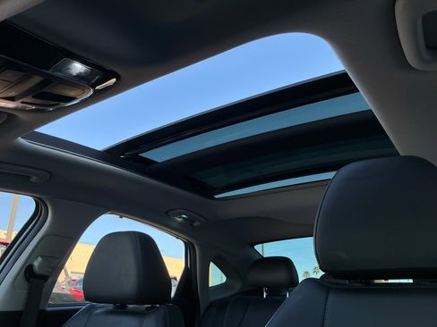 Used 2024 Hyundai Sonata Limited image 33