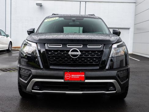 Used 2025 Nissan Pathfinder Rock Creek AWD/4WD image 2