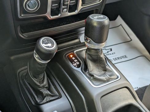 Used 2021 Jeep Wrangler Unlimited Sport AWD/4WD image 27