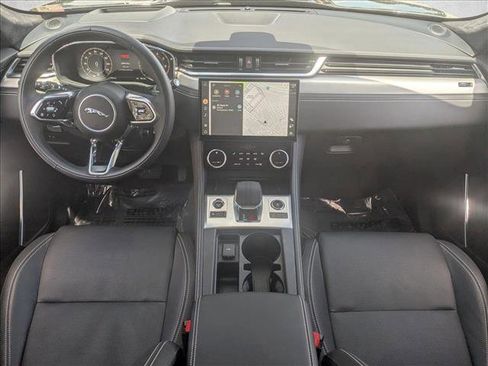 Used 2026 Jaguar F-PACE R-Dynamic S image 19