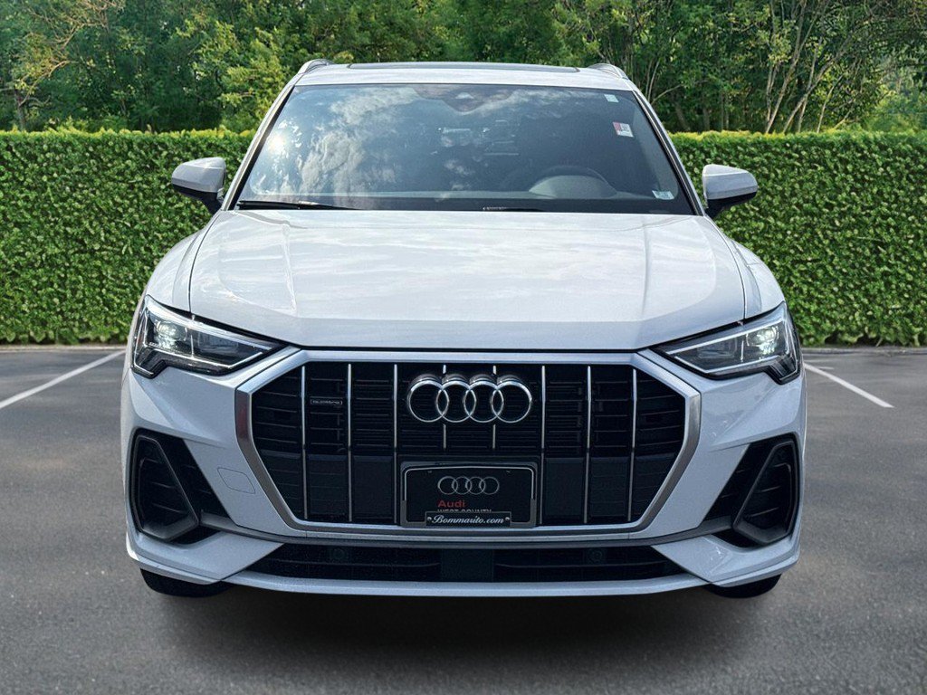 Used 2025 Audi Q3 2.0T Premium AWD/4WD image 9