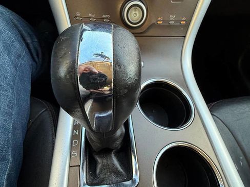 Used 2013 Ford Edge SEL image 40