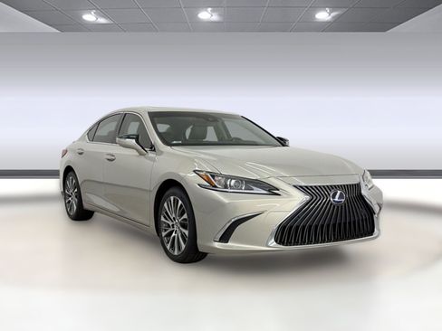 Used 2019 Lexus ES 300h w/ Premium Package FWD image 7