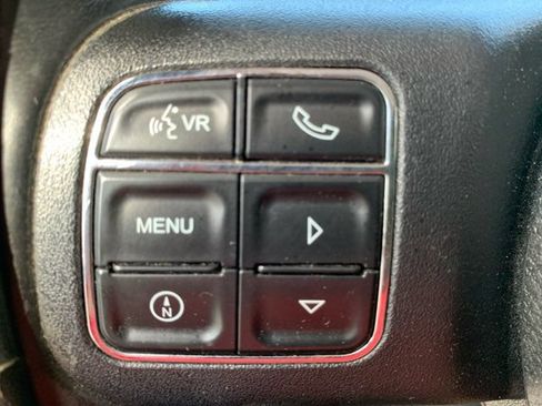 Used 2015 Jeep Wrangler Sahara w/ Connectivity Group AWD/4WD image 28