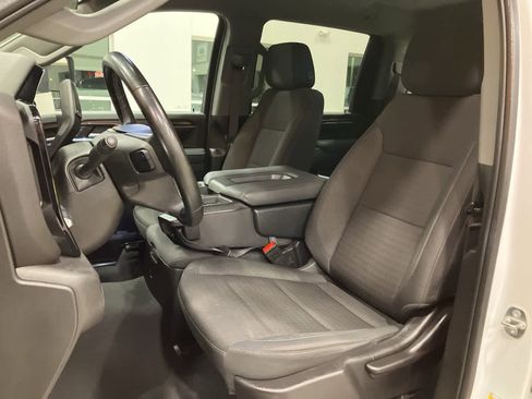 Used 2024 Chevrolet Silverado 2500 LT image 10