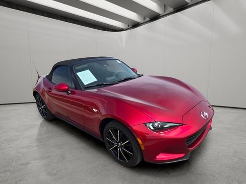 Used 2025 MAZDA MX-5 Miata Grand Touring w/ Weather Package image 11
