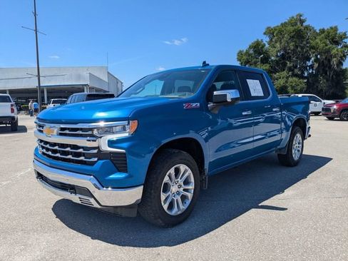 Used 2024 Chevrolet Silverado 1500 LTZ AWD/4WD image 7