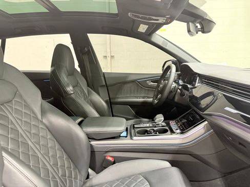 Used 2025 Audi SQ8 Premium Plus w/ 23" Wheel Package AWD/4WD image 46