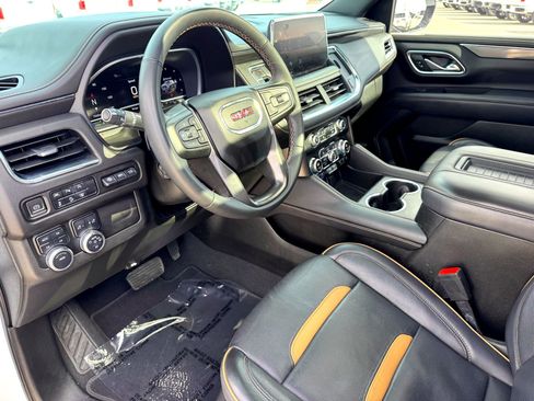 Used 2023 GMC Yukon AT4 w/ Technology Package image 11