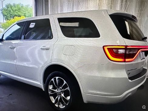 Used 2019 Dodge Durango GT w/ Trailer Tow Group IV AWD/4WD image 2