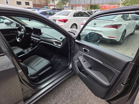Used 2025 Acura Integra FWD image 8